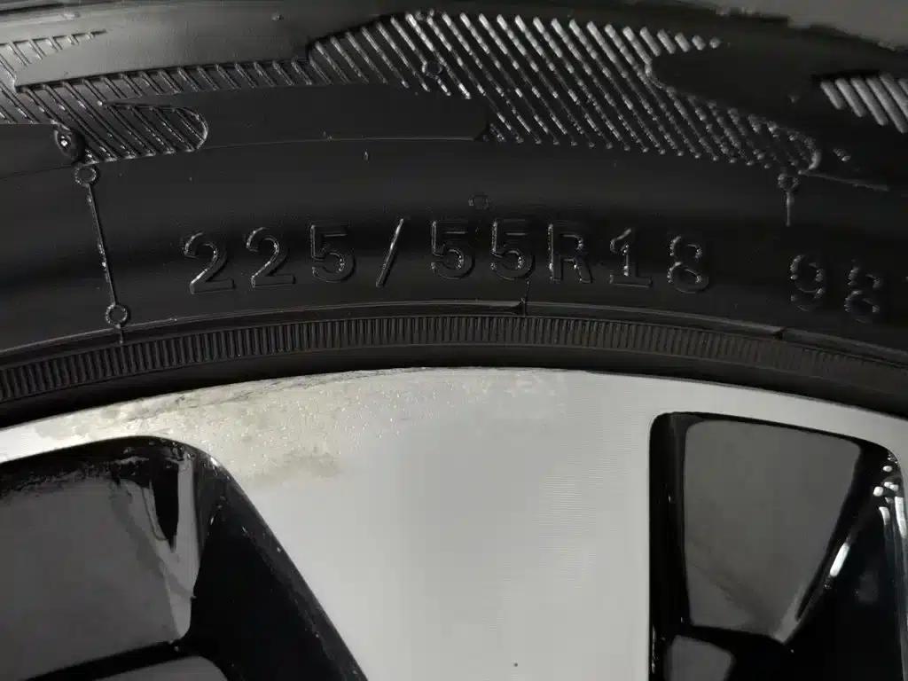 Baojun RC-6 2019 1.5T CVT 24-Hour Online Premium Edition — миниатюра 24