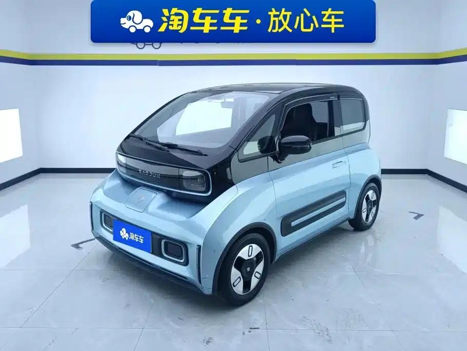 Baojun E300 2020 Plus Interstellar Smart Edition — миниатюра 1