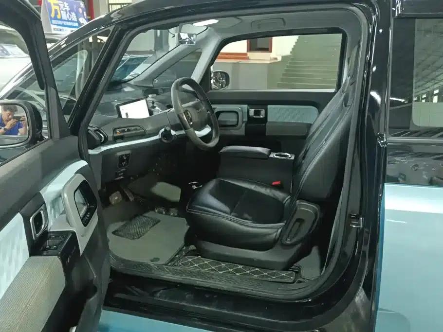 Baojun E300 2020 Plus Interstellar Smart Edition — миниатюра 11