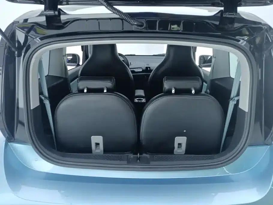 Baojun E300 2020 Plus Interstellar Smart Edition — миниатюра 4