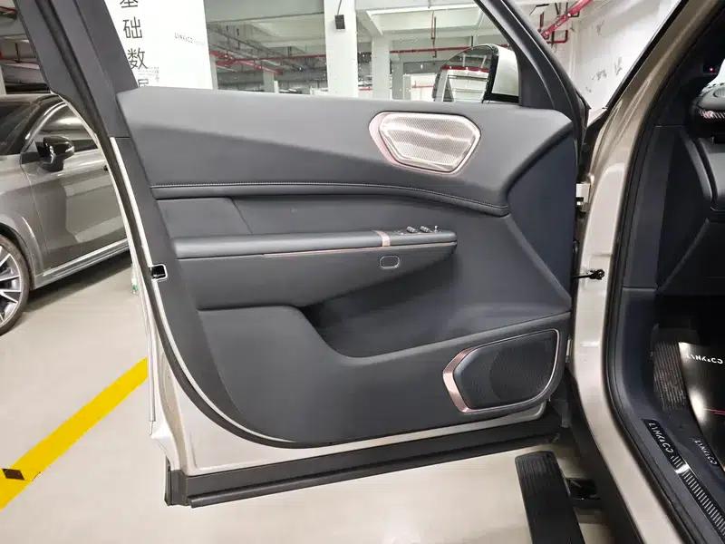 Lynk & Co 900 2025 2.0T Ultra Six-Seater — миниатюра 9