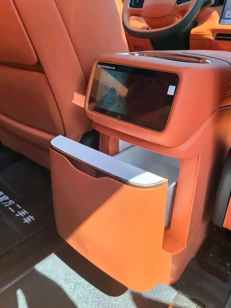 Lynk & Co 900 2025 2.0T Ultra Six-Seater — миниатюра 14