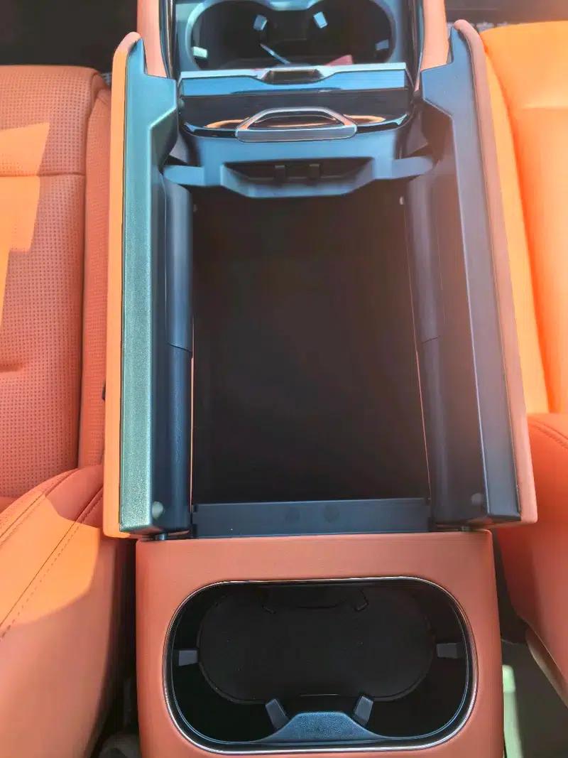 Lynk & Co 900 2025 2.0T Ultra Six-Seater — миниатюра 30