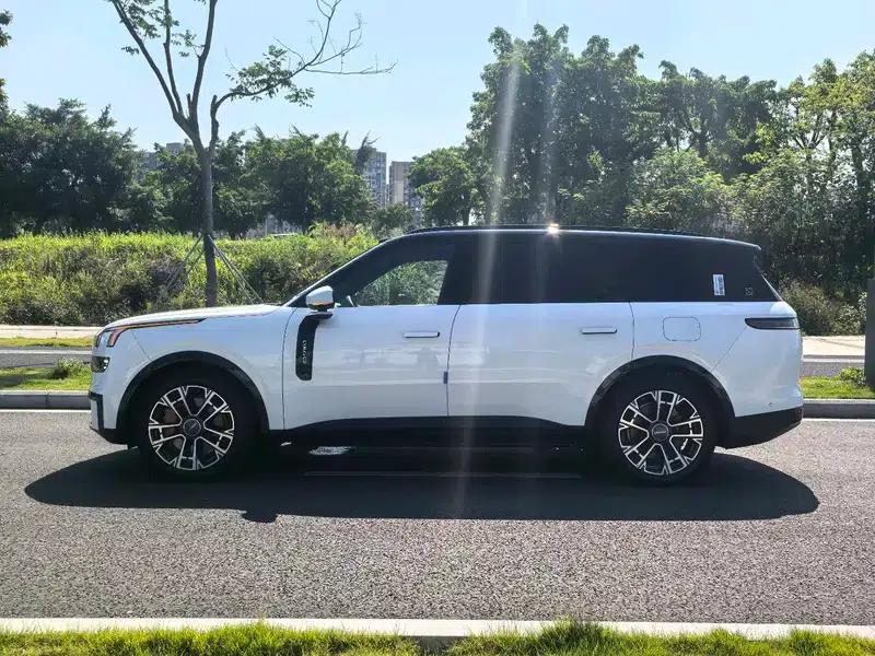 Lynk & Co 900 2025 2.0T Ultra Six-Seater — миниатюра 4