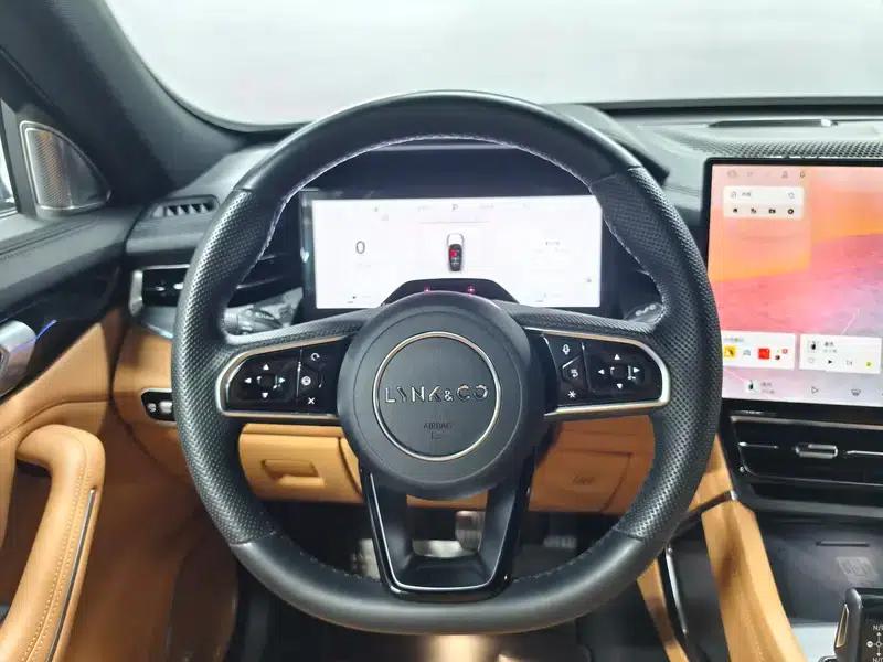 Lynk & Co 09 EM-P 2025 Model EM-P 2.0TD Five-Seat MAX — миниатюра 15