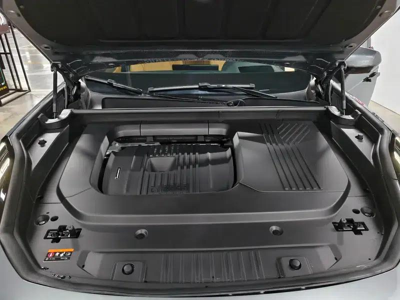 Lynk & Co 09 EM-P 2025 Model EM-P 2.0TD Five-Seat MAX — миниатюра 9