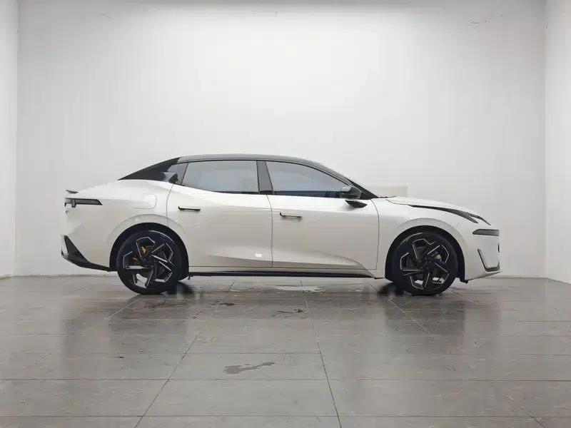 Lynk & Co 07 EM-P 2024 model, 126km long range, Halo — миниатюра 8