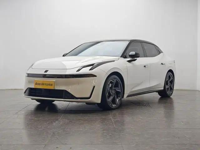 Lynk & Co 07 EM-P 2024 model, 126km long range, Halo