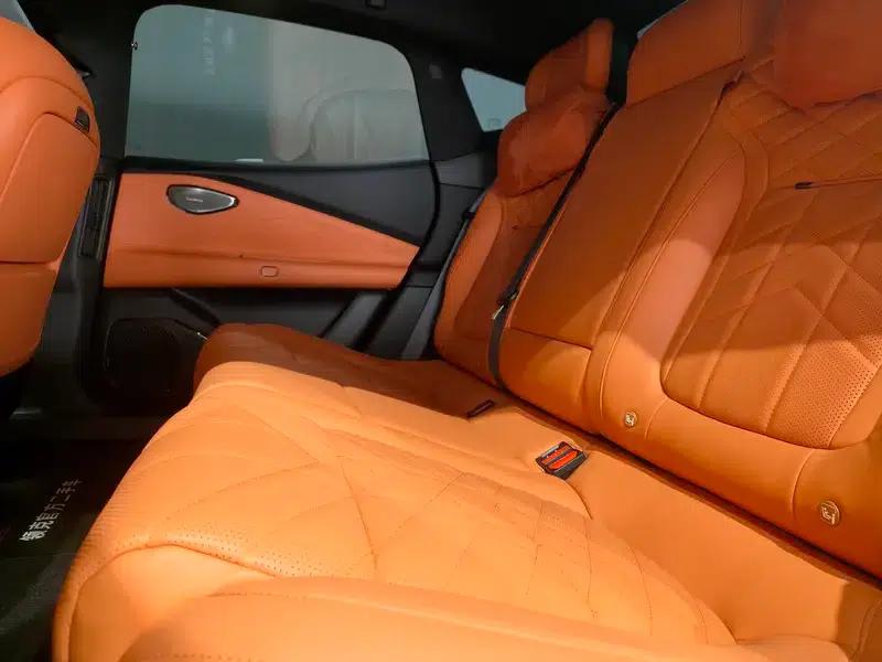 Lynk & Co 10 EM-P 2025 Model 240 AWD Ultra — миниатюра 23