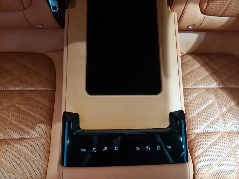 Lynk & Co 10 EM-P 2025 Model 240 AWD Ultra — миниатюра 24