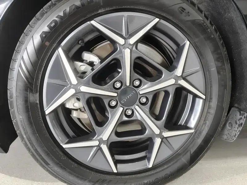 Lynk & Co 10 EM-P 2025 Model 240 AWD Ultra — миниатюра 8