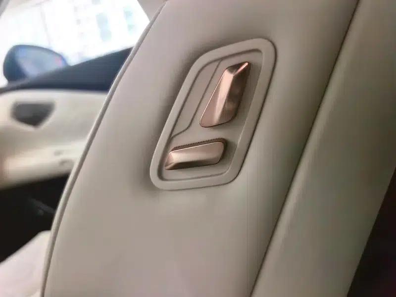 Lynk & Co 10 EM-P 2025 240 AWD Ultra Sport Edition — миниатюра 18