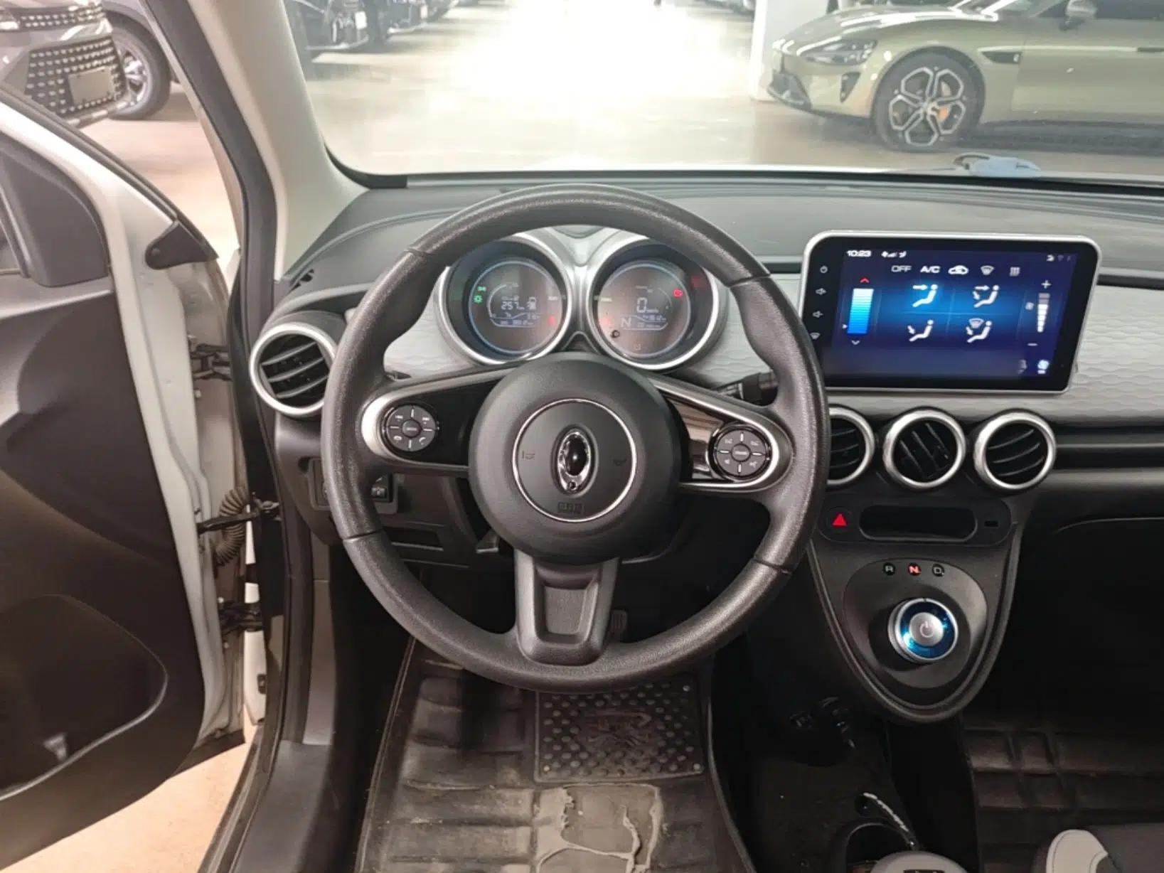 ORA Black Cat 2021 301 km Basic Version — миниатюра 13