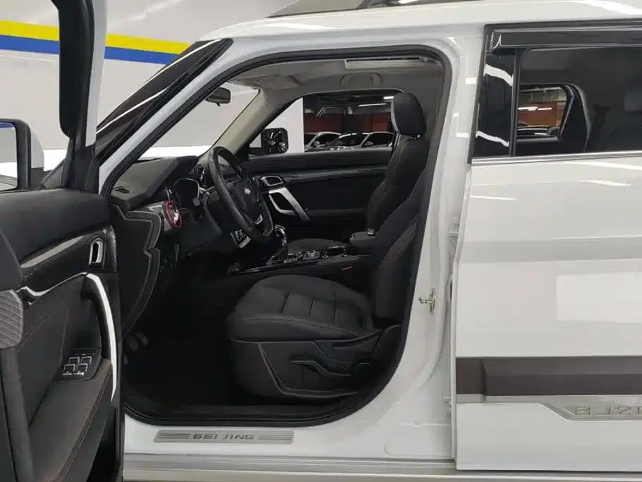 Beijing BJ20 2016 1.5T Manual Deluxe Edition — миниатюра 9