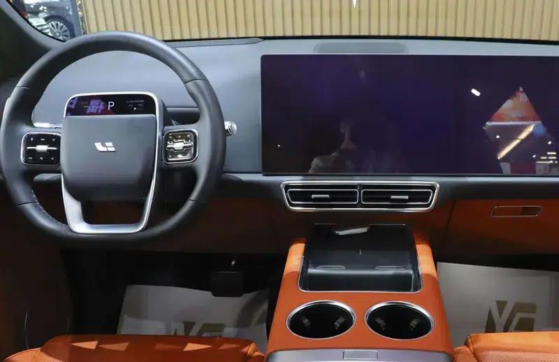 Li Auto L9 2022 Max Edition — миниатюра 14