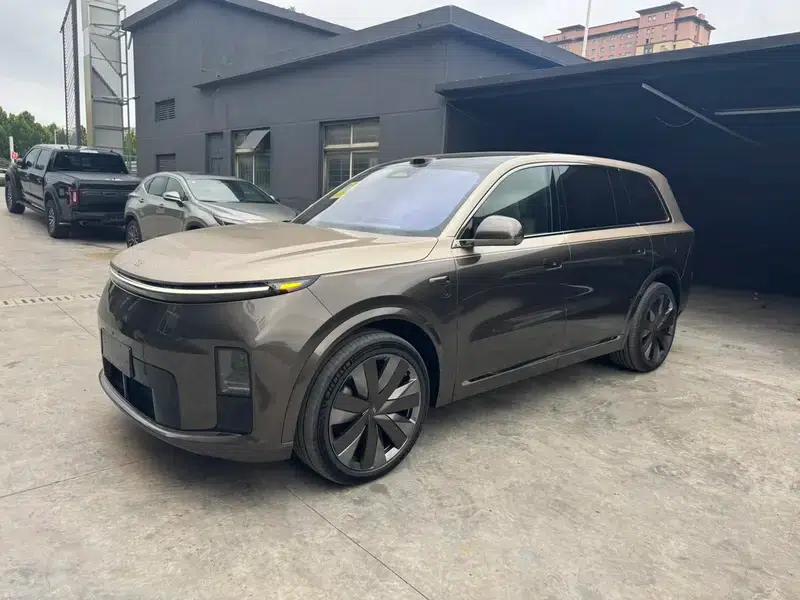 Li Auto L9 2026 Livis — миниатюра 1