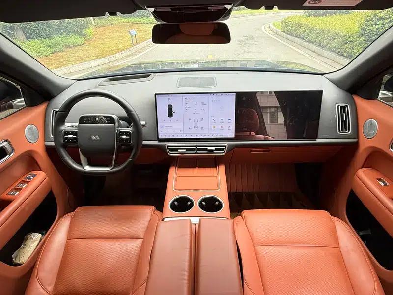 Li Auto L8 2024 Pro Edition — миниатюра 13