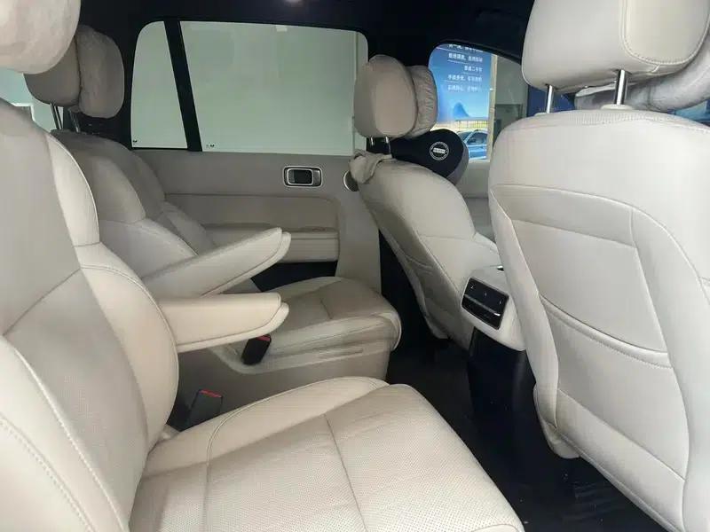 Li Auto L8 2023 Air Edition — миниатюра 8