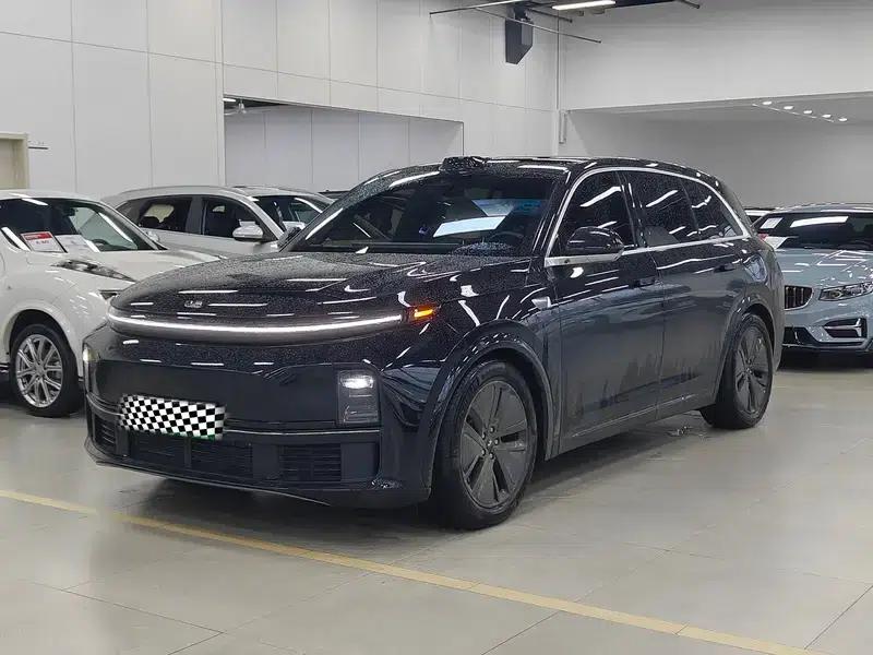Li Auto L8 2024 Max Edition — миниатюра 1