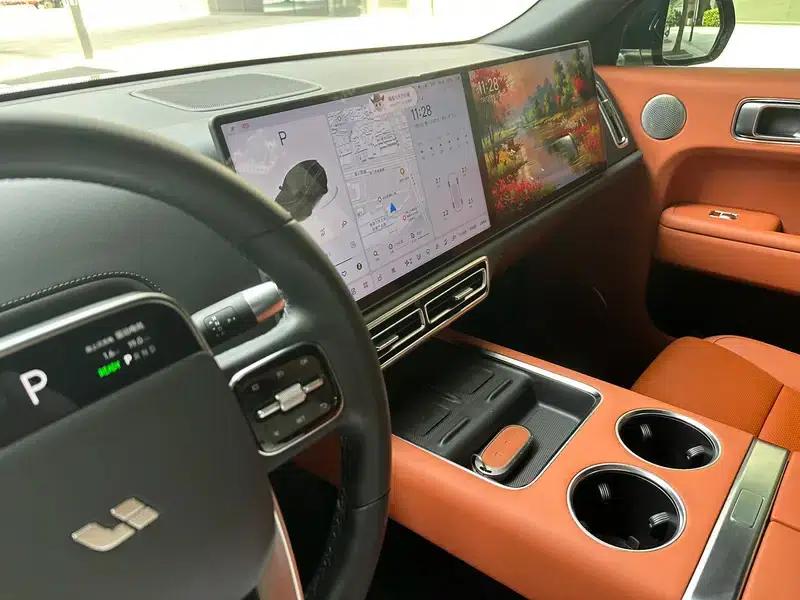 Li Auto L8 2024 Pro Edition — миниатюра 17