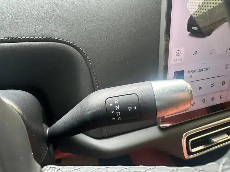Li Auto L8 2024 Pro Edition — миниатюра 18
