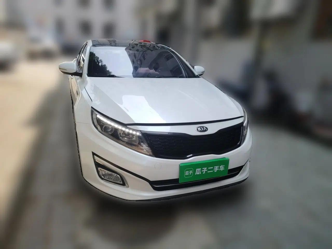 Kia K5 2014 2.0L Automatic LUXURY — миниатюра 3