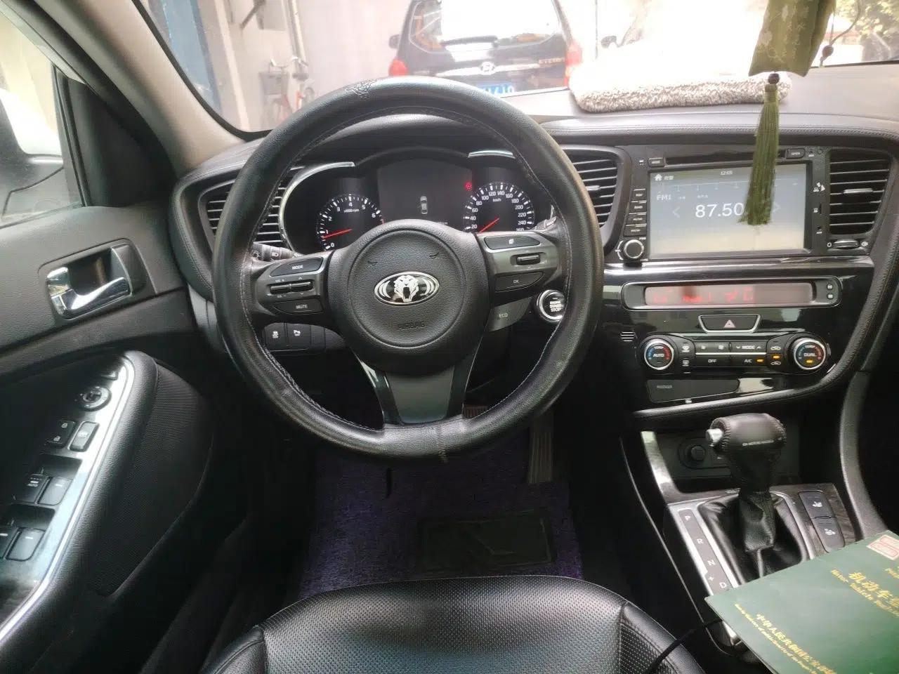 Kia K5 2014 2.0L Automatic LUXURY — миниатюра 10