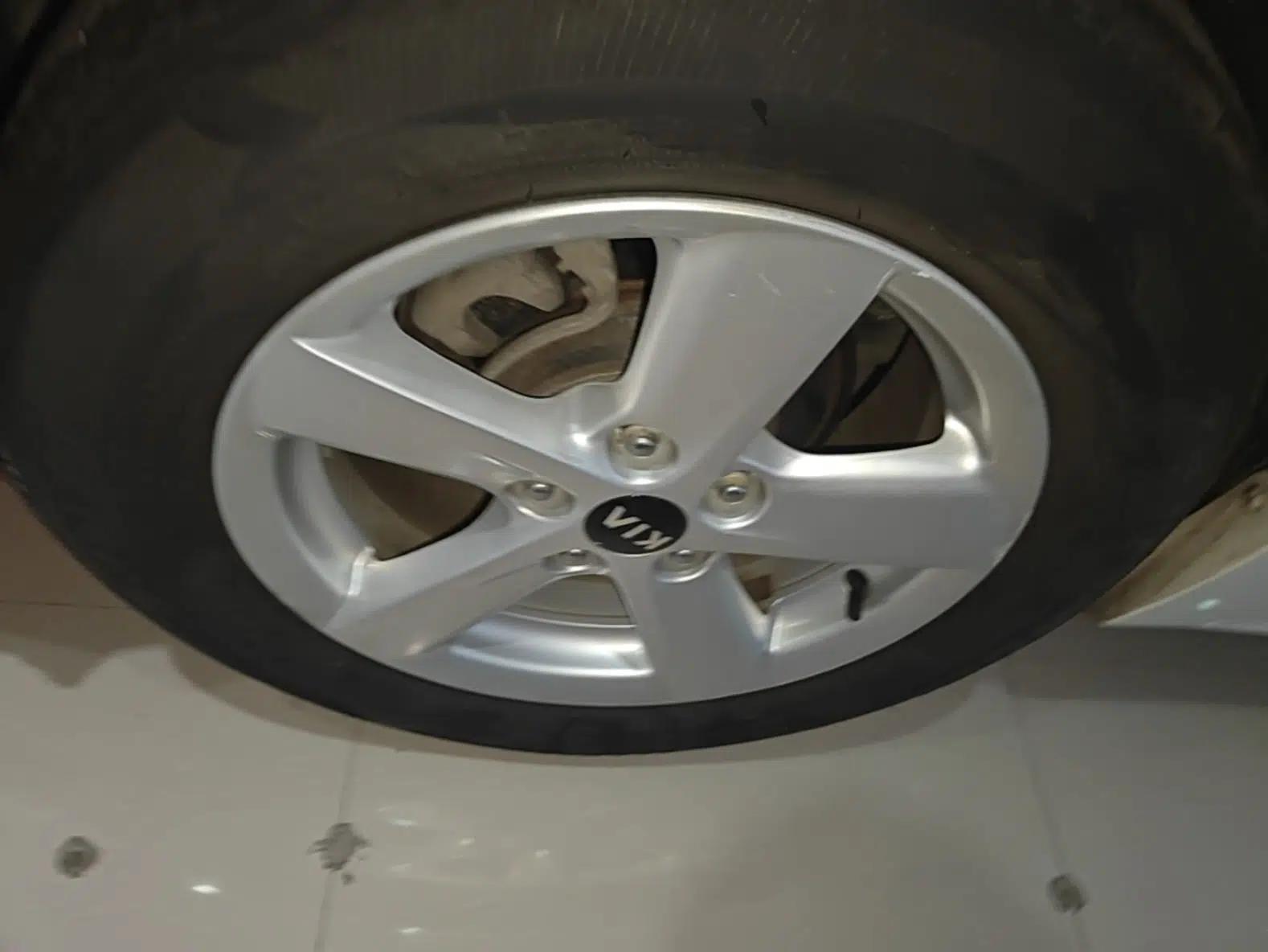 Kia K5 2015 2.0L Automatic GL — миниатюра 11