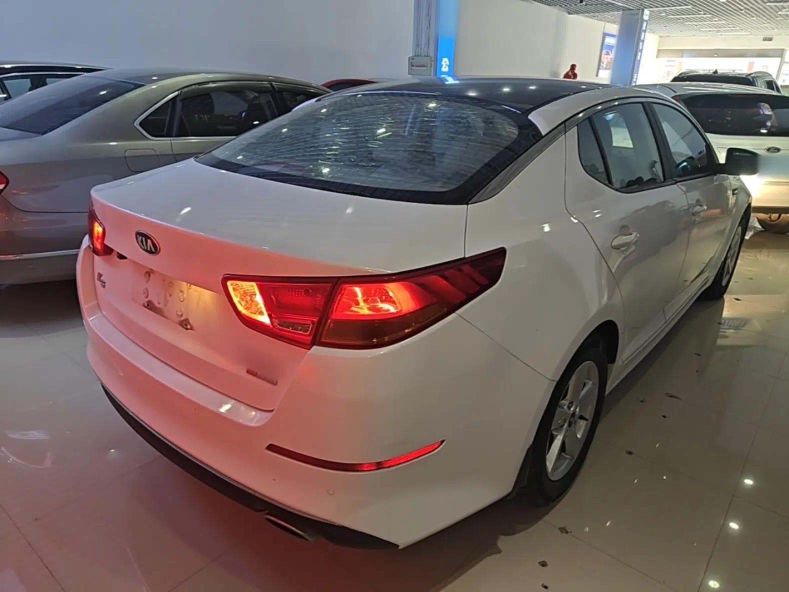 Kia K5 2015 2.0L Automatic GL — миниатюра 6