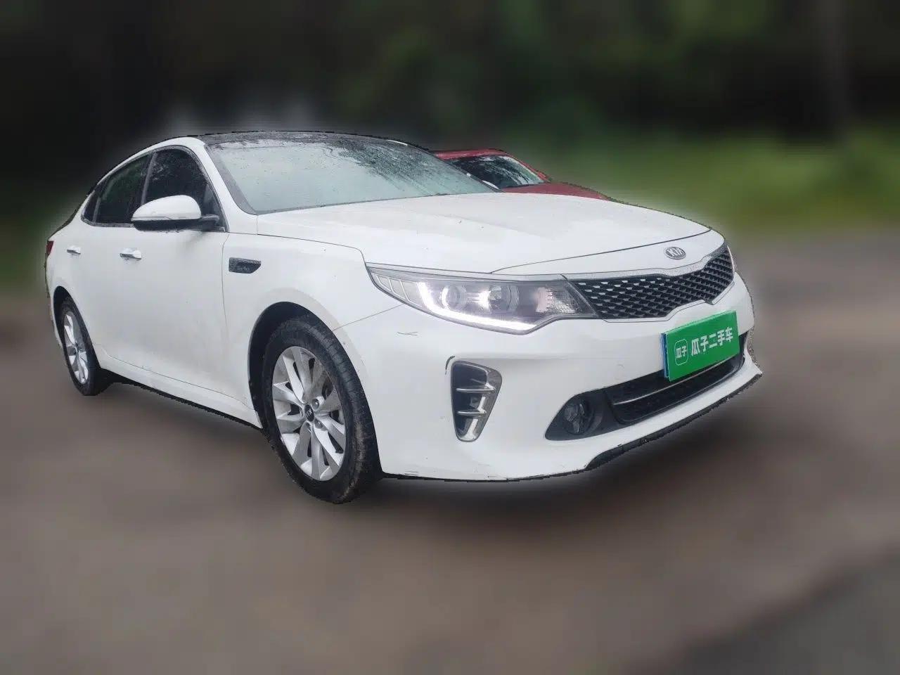 Kia K5 2016 1.6T Automatic LUX — миниатюра 3