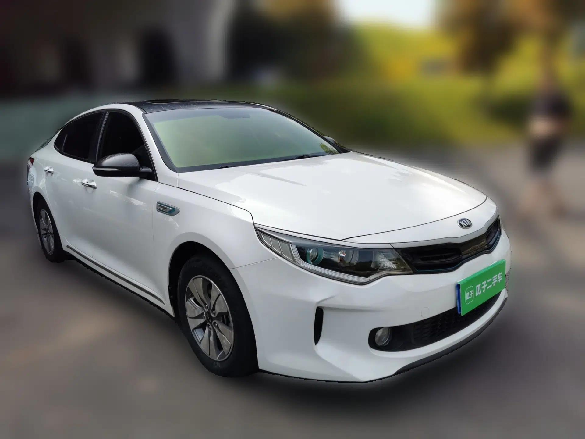 Kia K5 2016 2.0L Hybrid GLS — миниатюра 3