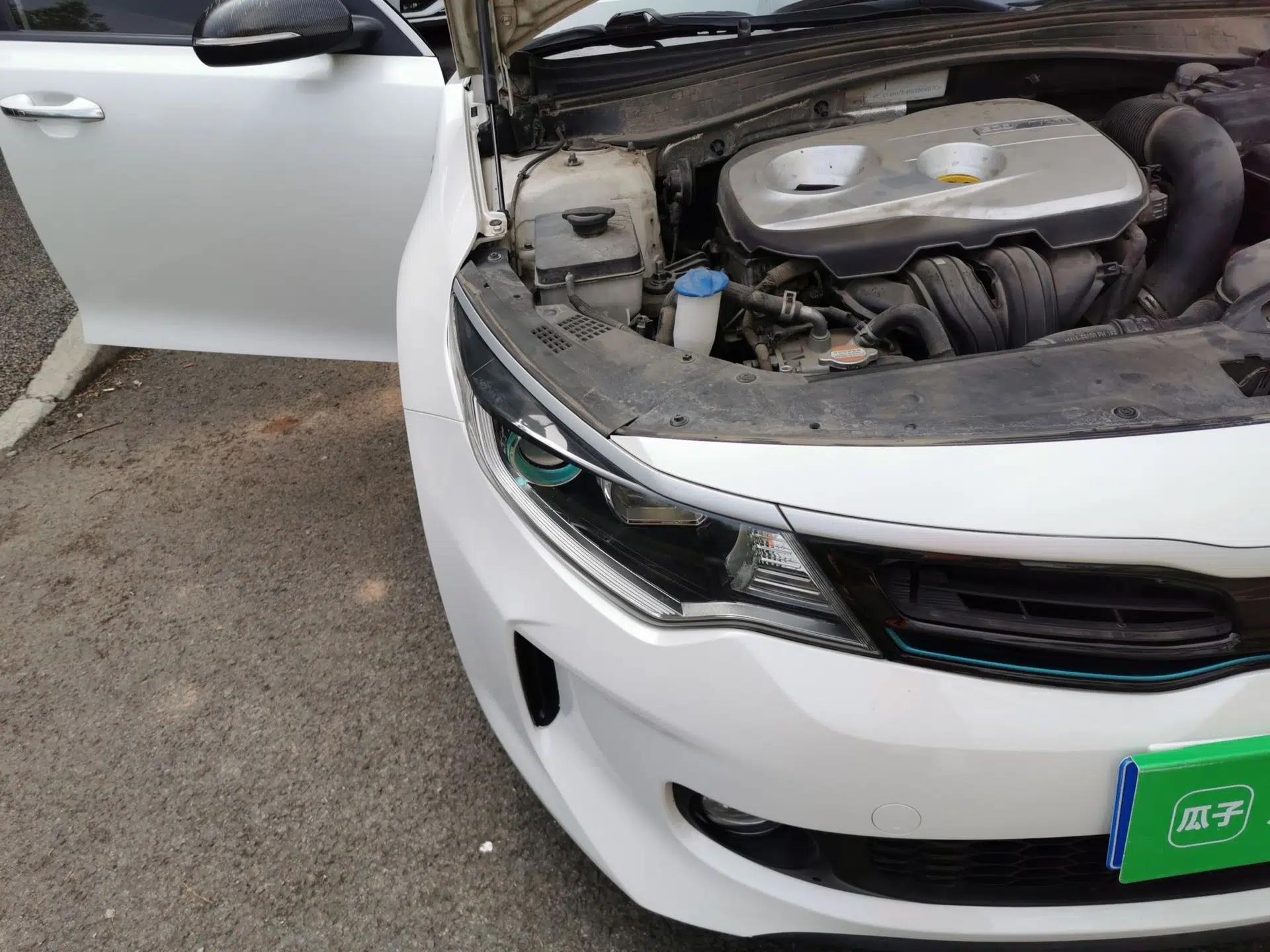 Kia K5 2016 2.0L Hybrid GLS — миниатюра 7