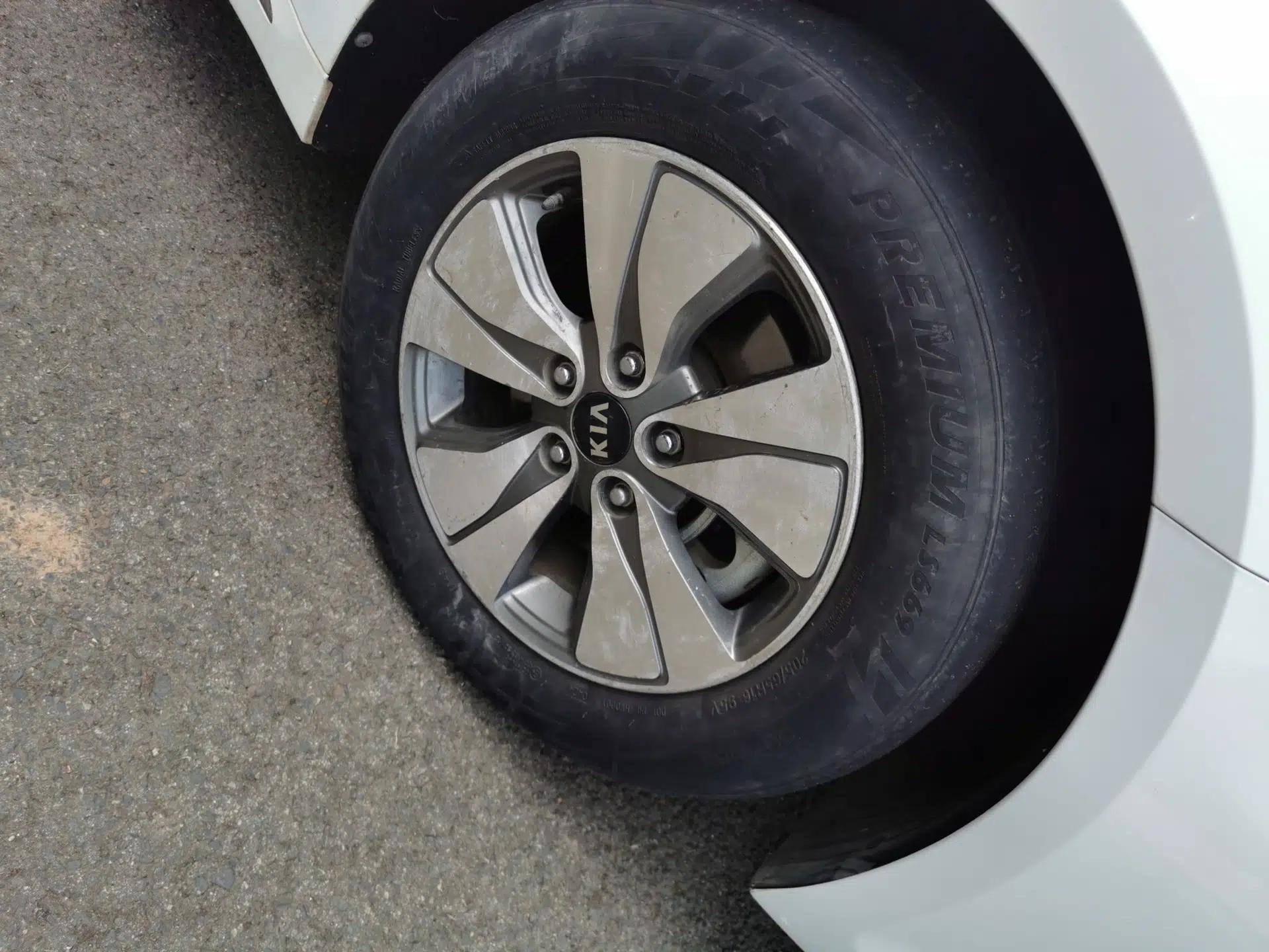 Kia K5 2016 2.0L Hybrid GLS — миниатюра 8