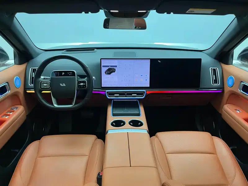 Li Auto L6 2024 Max Edition — миниатюра 14