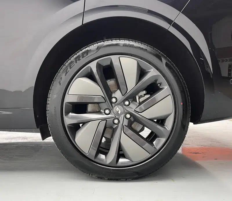 Li Auto L6 2024 Max Edition — миниатюра 9