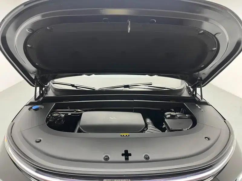 Li Auto L6 2024 Max Edition — миниатюра 10