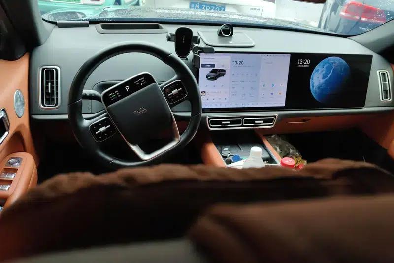 Li Auto L6 2024 Pro Edition — миниатюра 14