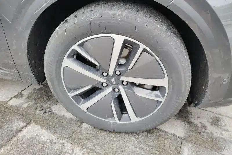 Li Auto L6 2024 Pro Edition — миниатюра 4
