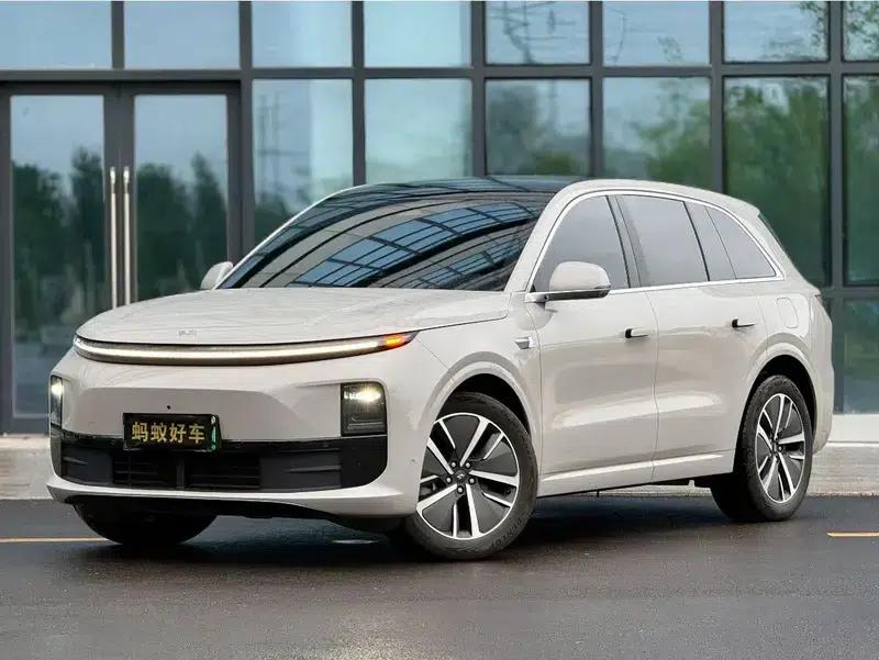 Li Auto L6 2024 Pro Edition — миниатюра 1