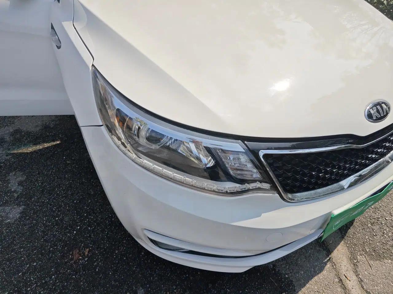 Kia K2 2015 Sedan 1.4L Automatic GLS — миниатюра 7