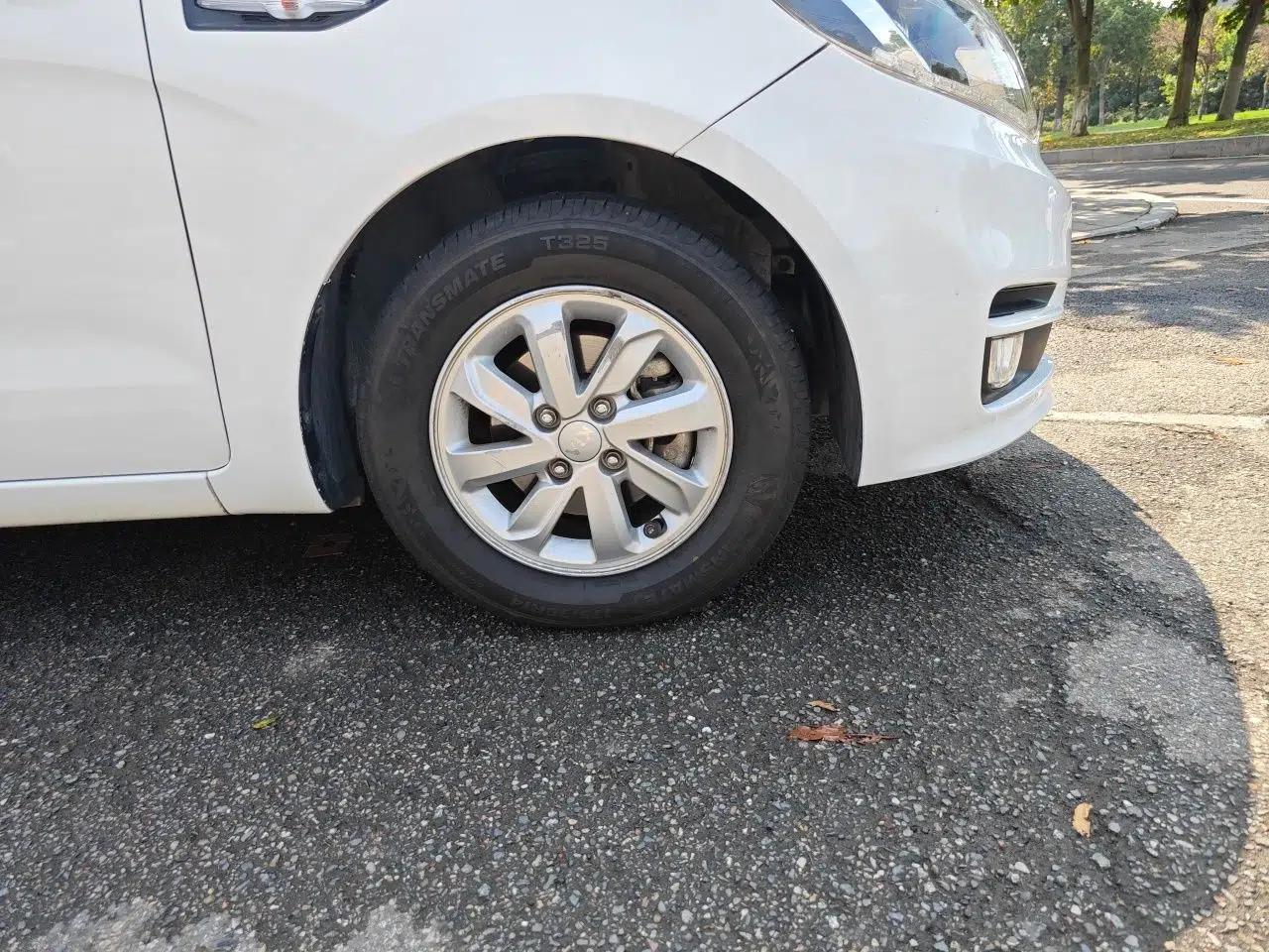 Kia K2 2015 Sedan 1.4L Automatic GLS — миниатюра 8