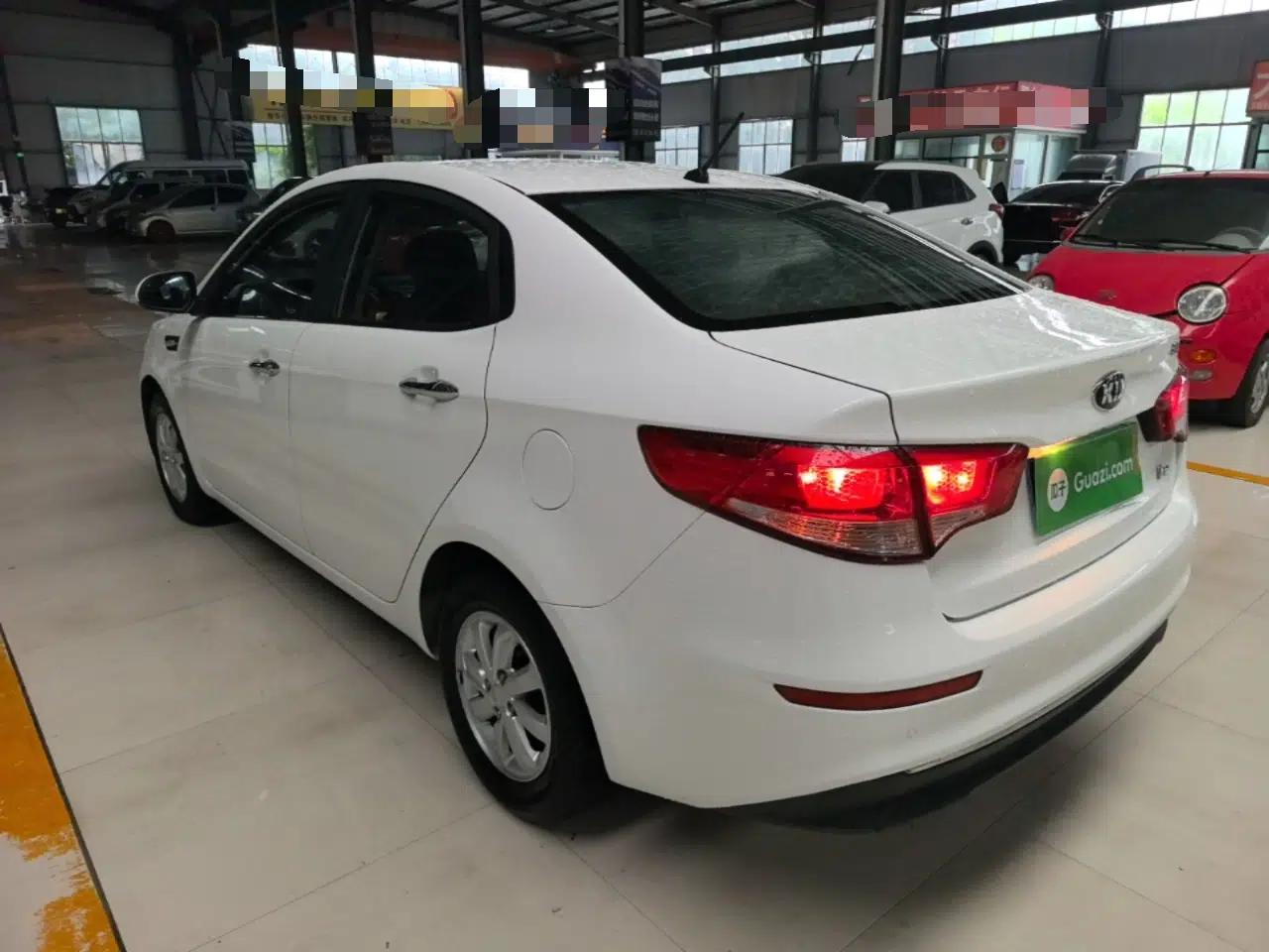 Kia K2 2015 Sedan 1.4L MT GLS — миниатюра 4