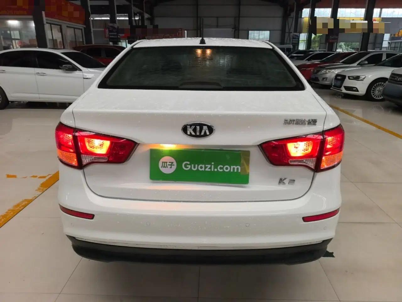 Kia K2 2015 Sedan 1.4L MT GLS — миниатюра 5