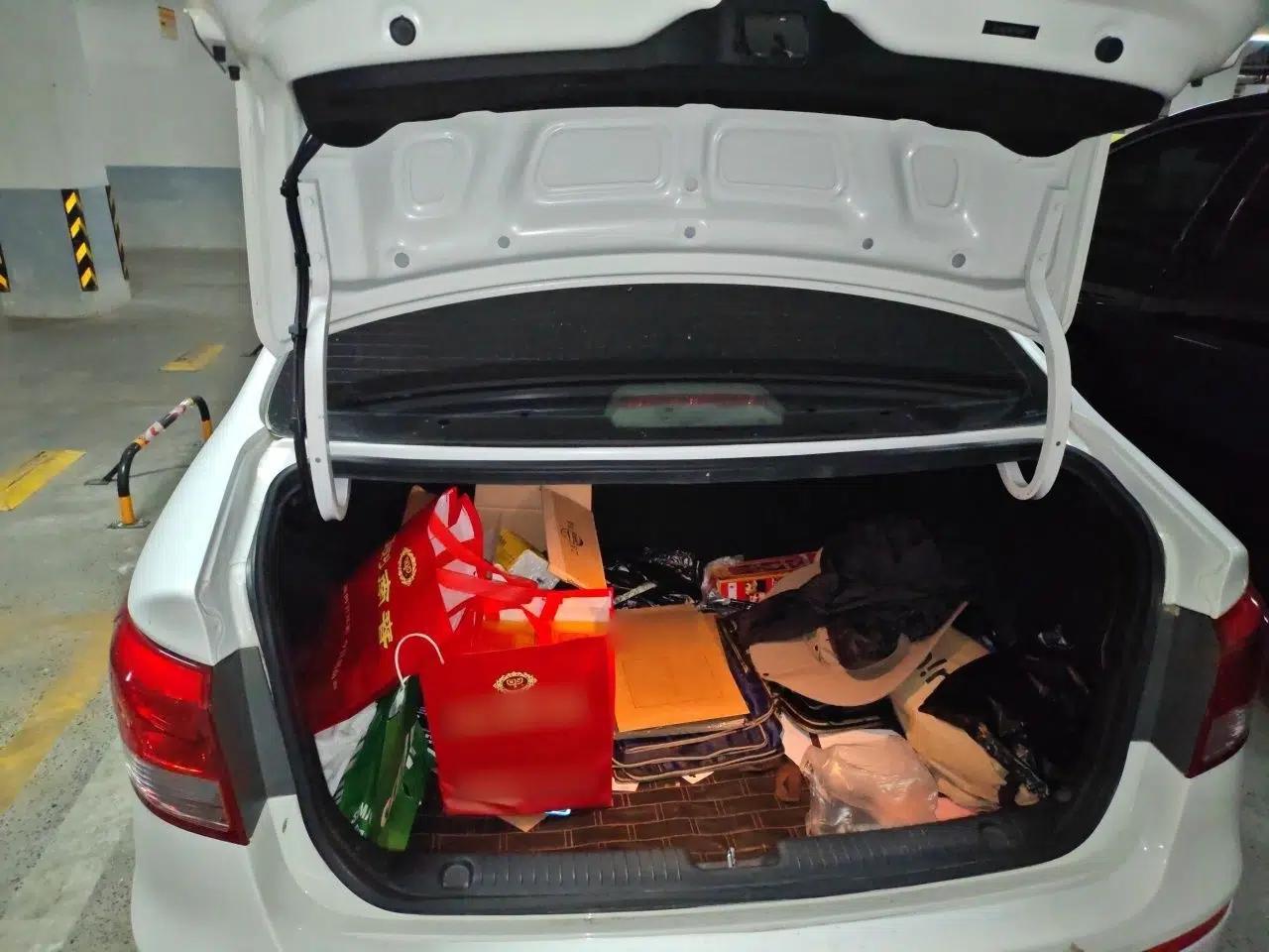 Kia K2 2012 Sedan 1.4L MT TOP Commemorative Edition — миниатюра 19