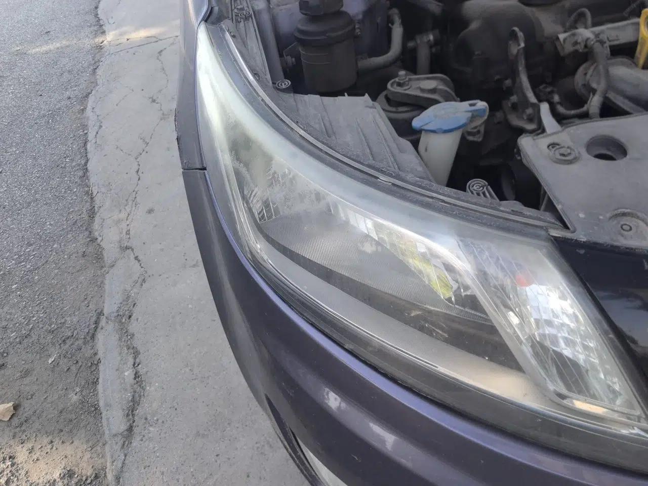 Kia K2 2011 Sedan 1.6L Automatic Transmission Premium — миниатюра 7