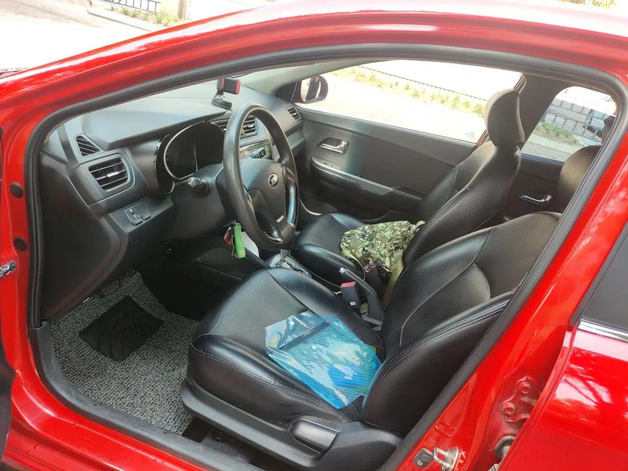 Kia K2 2015 Sedan 1.4L Automatic GLS — миниатюра 15