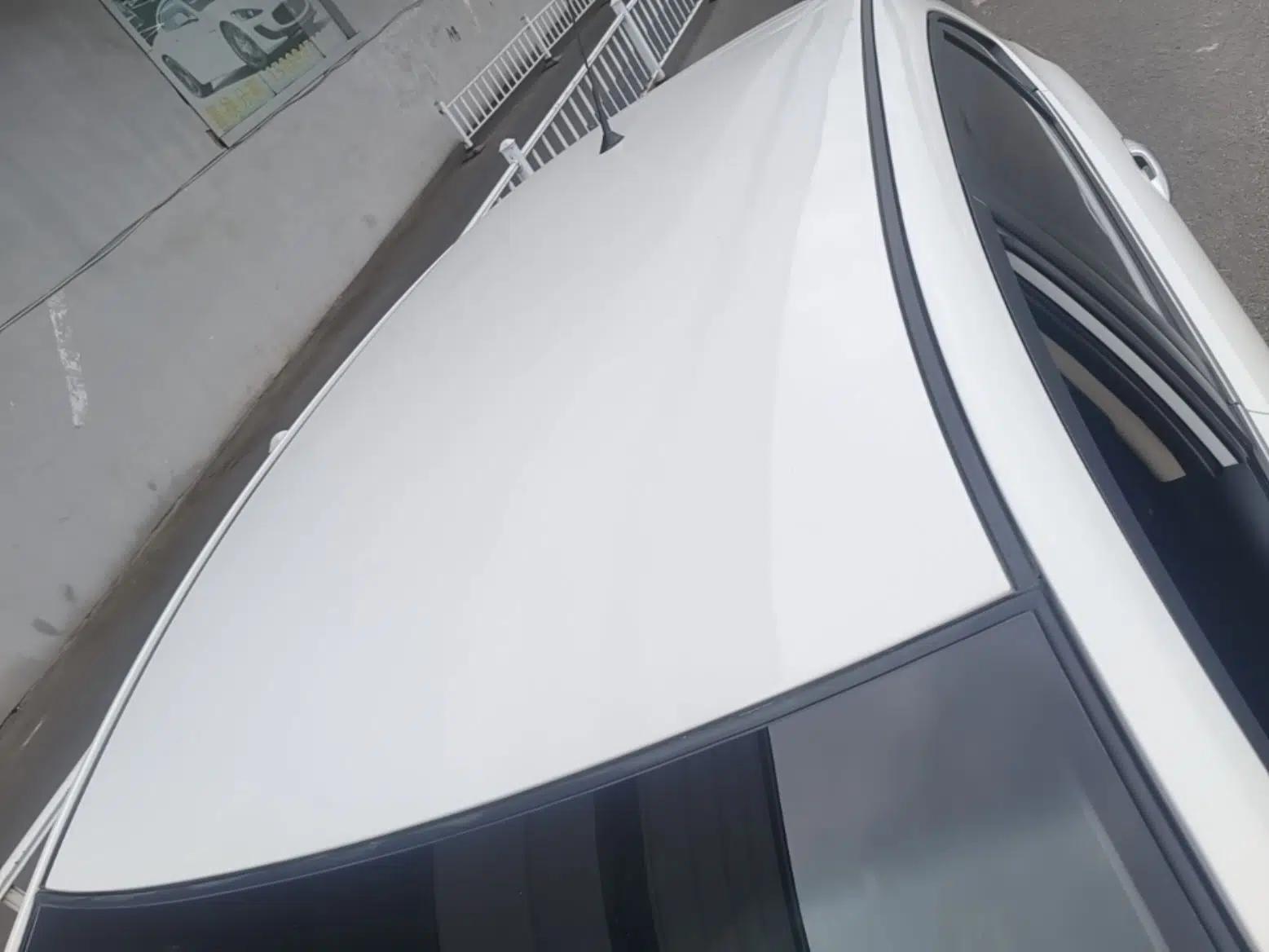 Kia K2 2012 Hatchback 1.4L MT GLS Commemorative Edition — миниатюра 7