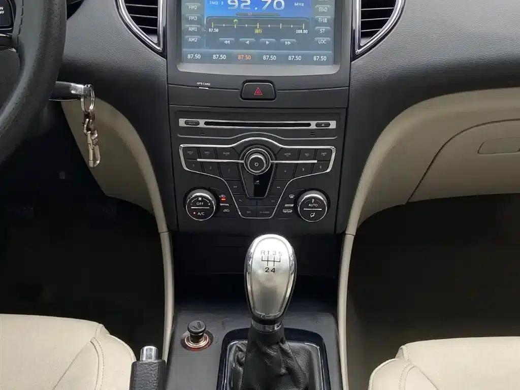 Besturn B50 2013 1.6L Manual Deluxe Edition — миниатюра 11