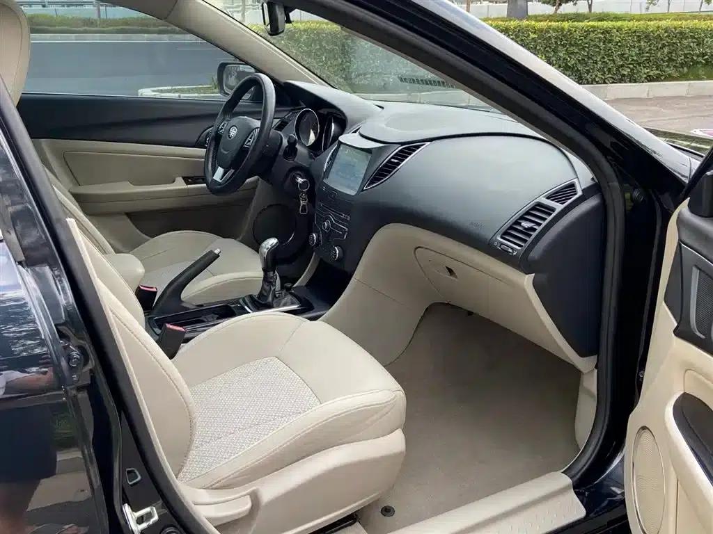 Besturn B50 2013 1.6L Manual Deluxe Edition — миниатюра 6