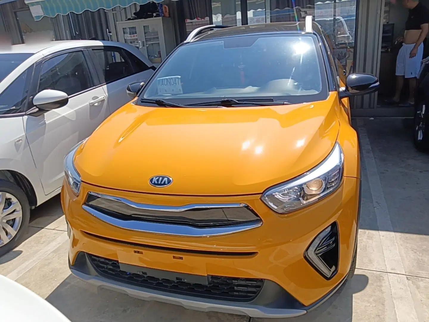 Kia kx1 Stonic 2019 1.4L Automatic Sport Edition China VI — миниатюра 2